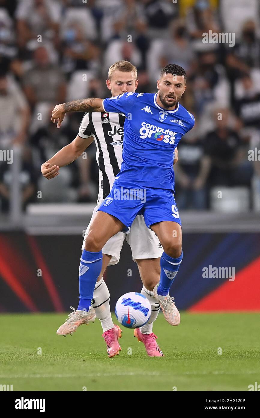 LaPresse - Fabio Ferrari 28 agosto 2021 Torino, Italia sport soccer Juventus FC vs Empoli - Campionato Italiano Calcio League A TIM 2021/2022 - Stadio Allianz. Nella foto:Patrick Cutrone (Empoli F.C.)Matthijs de ligt (Juventus F.C.); Foto Stock