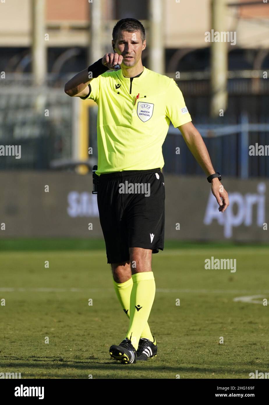 Marco Bucco/LaPresse 03 settembre 2021 - Empoli, Italia Sport, Calcio Italia vs Lussemburgo - Qualificazioni Euro U21 2023 - Stadio Castellani, Empoli. Nella foto: L'arbitro Peter Kralovic Foto Stock