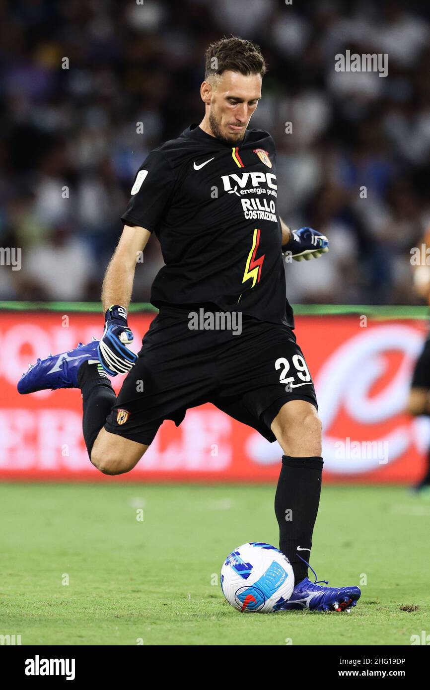 Andrea Paleari Jogador Benevento Durante Jogo Campeonato Italiano Serie  Entre — Fotografia de Stock Editorial © VincenzoIzzo #535949916