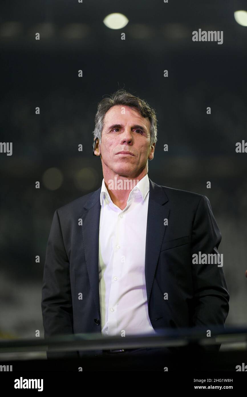 LaPresse - Fabio Ferrari 29 settembre 2021 Torino, Italia sport soccer Juventus FC vs Chelsea - UEFA Champions League 2021/2022 - palcoscenico di gruppo - Gruppo H - 2/6 - Stadio Allianz. Nella foto: Gianfranco Zola Foto Stock