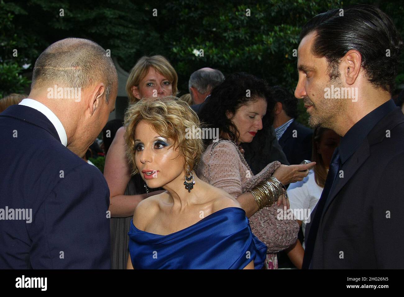 Alfonso Signorini e Marina Berlusconi in festa per la rivista Grazia a villa Necchi Campiglio, Milano Foto Stock