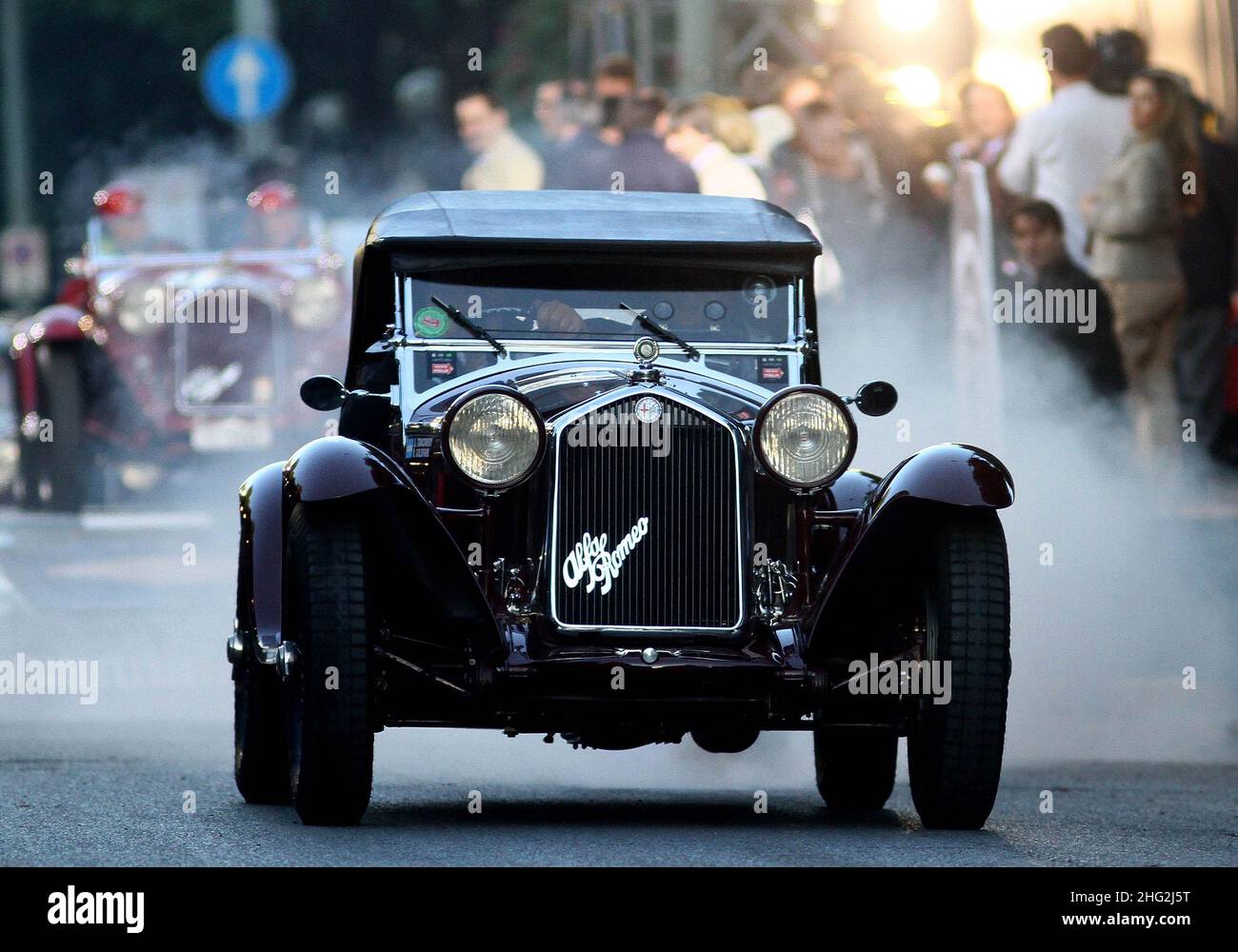 General View durante la gara di auto d'epoca di 1000 miglia che si tiene a Brescia, Italia. Foto Stock