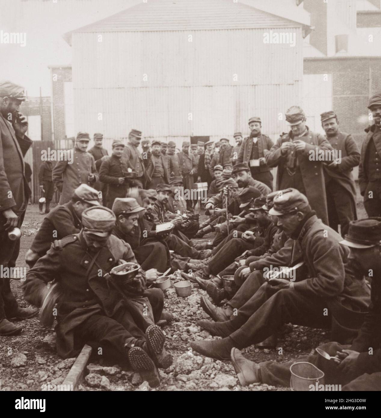 Prima Guerra Mondiale 1914-1918. I convalescenti francesi, soprannominato 'i gripple', che sta per tornare al fronte. Foto Stock