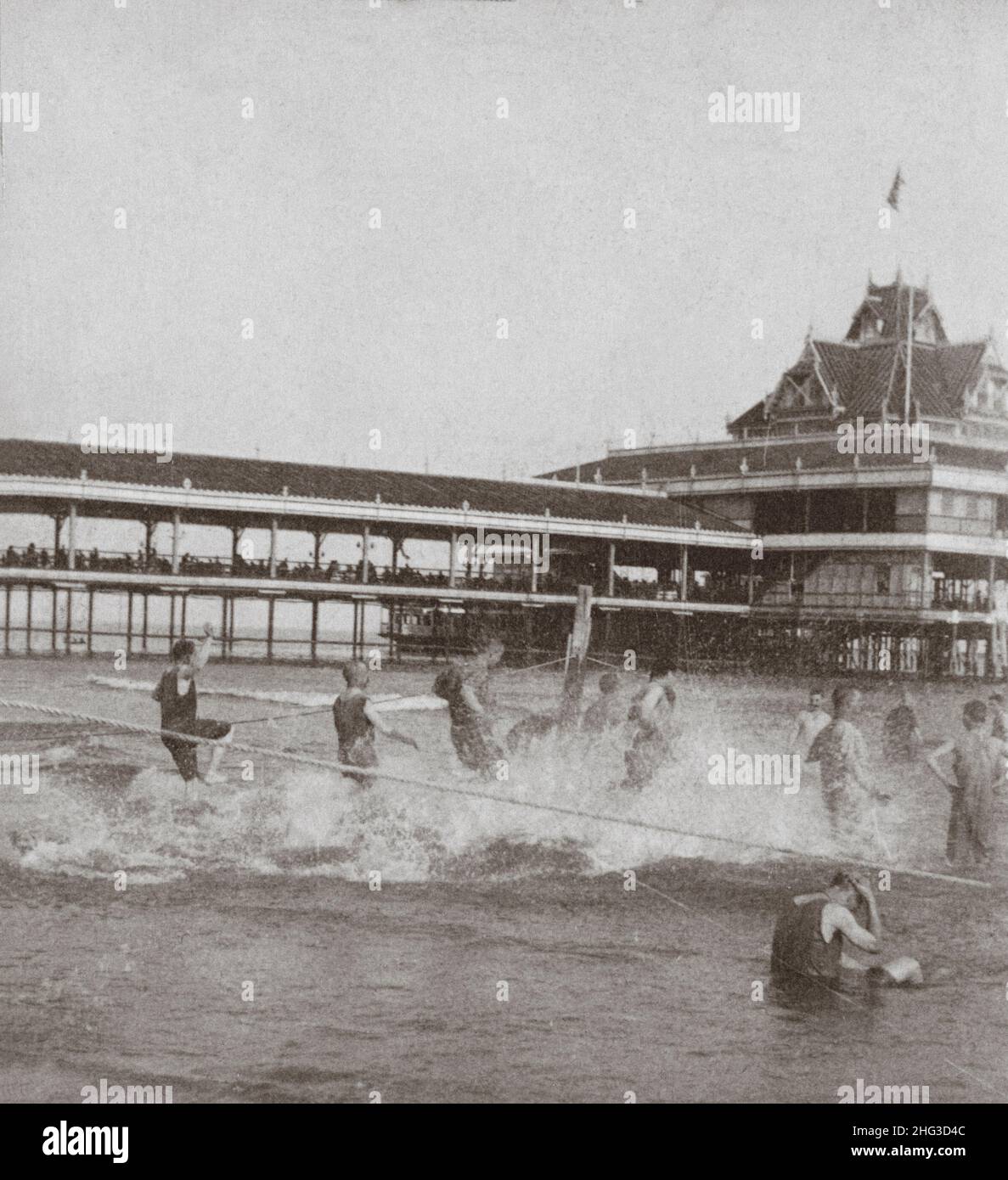 Foto d'epoca della vista sulla spiaggia, Coney Island. Nuovo Yourk. USA. 1896 Foto Stock