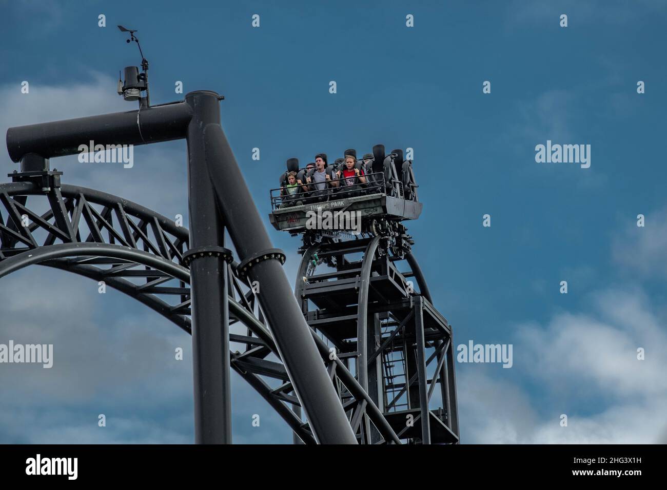 The Swarm and Saw the Ride (dal film) al Thorpe Park Theme Park, parco divertimenti, Londra, Inghilterra Foto Stock