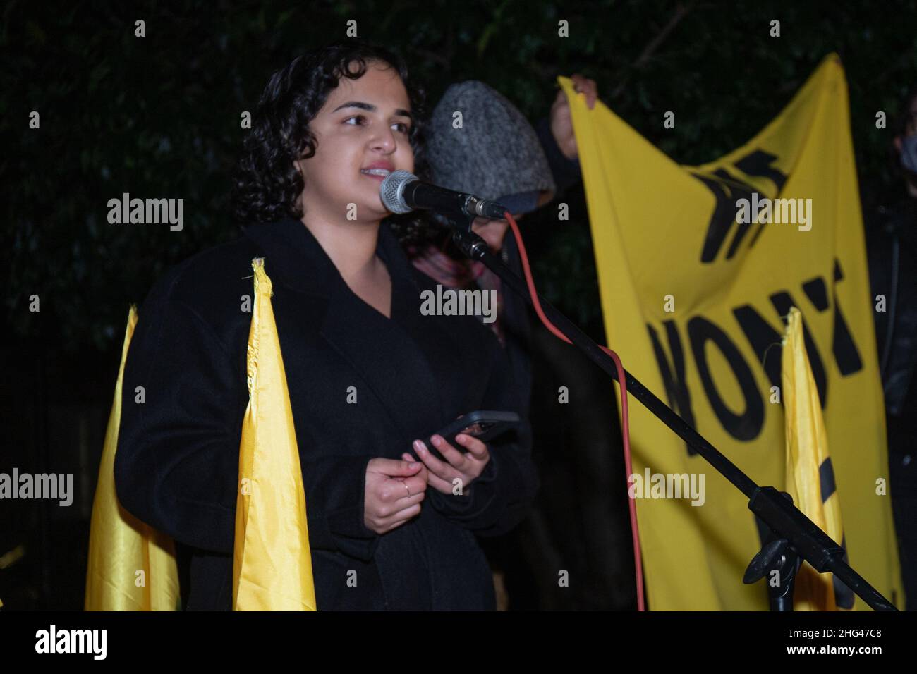 Londra, Inghilterra, Regno Unito 17 gennaio 2022 centinaia di manifestanti di XR, BLM e Kill la legge si riuniscono alla Camera dei Lord prima di votare sulla legge di polizia, criminalità, condanna e tribunali. La folla è rivolta da Nadia Whittome, deputato laburista di Nottingham East Foto Stock