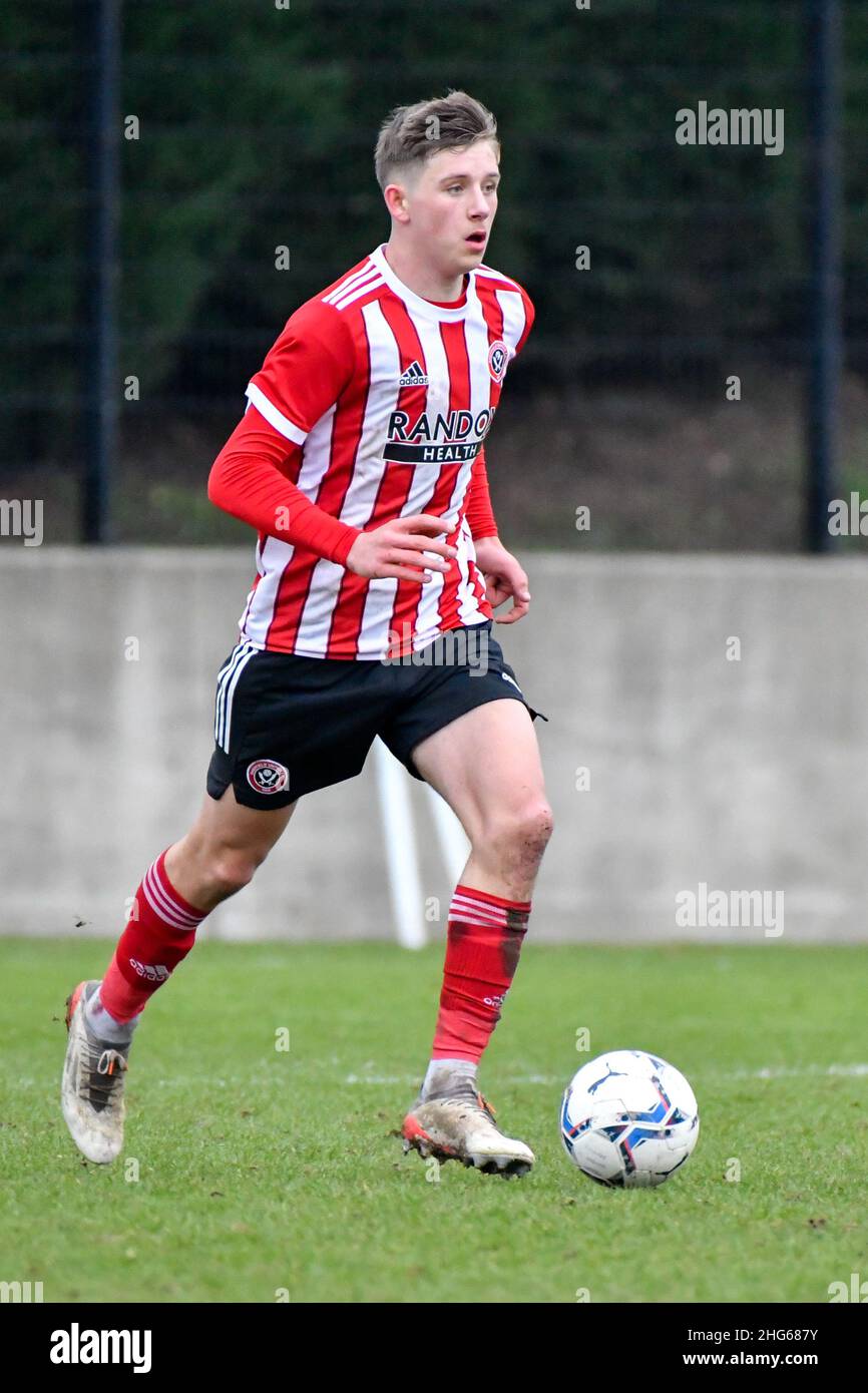 Swansea, Galles. 18 Gennaio 2022. Sydie Peck di Sheffield United Under 18s durante la partita della Professional Development League tra Swansea City Under 18s e Sheffield United Under 23s alla Swansea City Academy di Swansea, Galles, Regno Unito il 18 gennaio 2022. Credit: Duncan Thomas/Majestic Media. Foto Stock