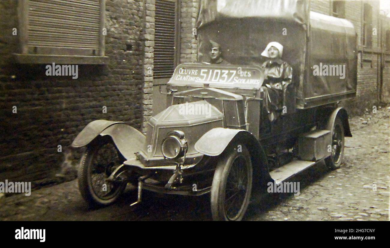 Ambulanza Siddeley-Deasy che ha salvato più di 200 persone in due anni, Francia, prima guerra mondiale (32169996071). Foto Stock