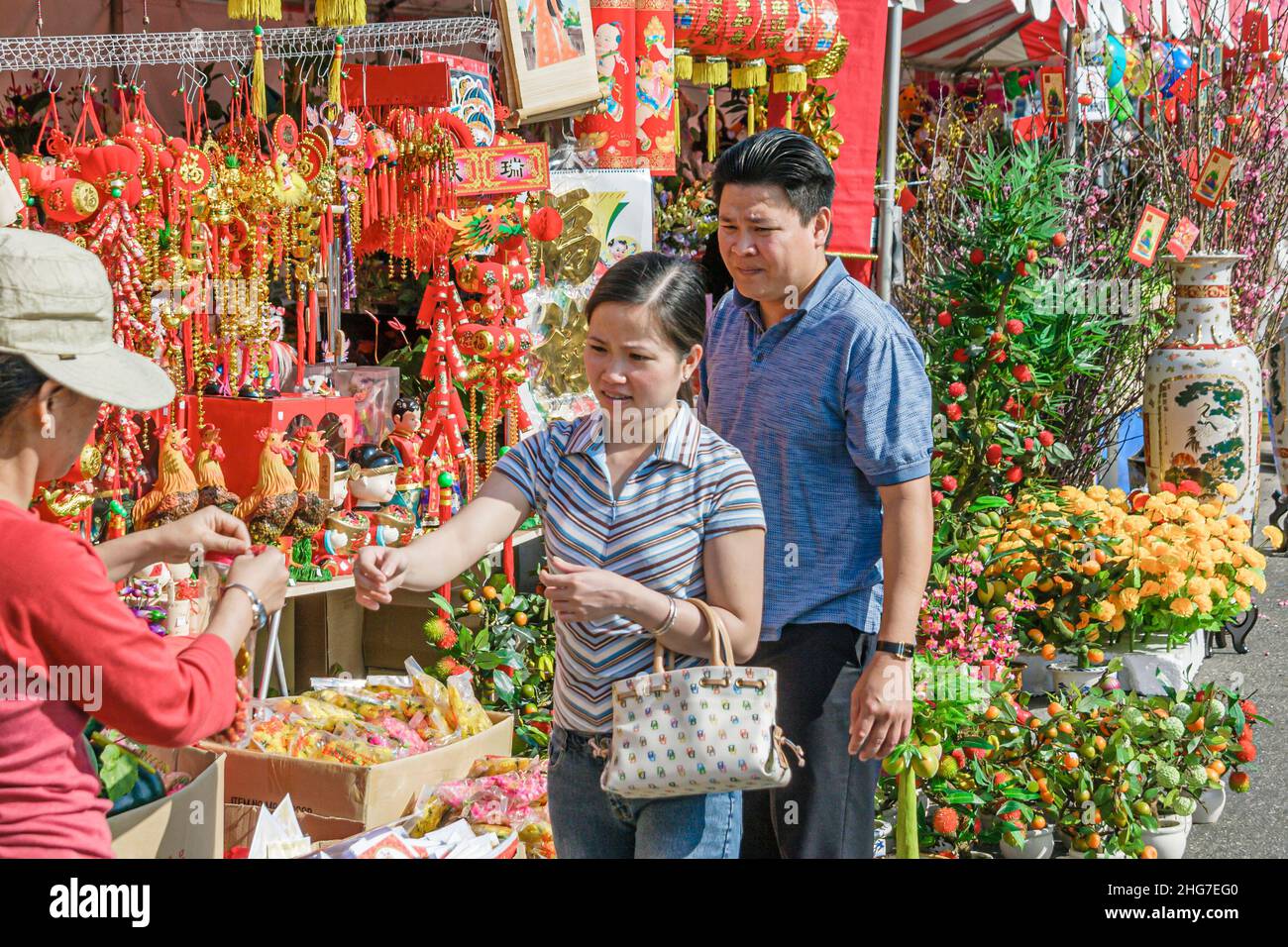 Westminster California,Little Saigon,Bolsa Avenue,mercato asiatico,shopping shopper shopping negozi di mercato mercati di mercato di acquisto di vendita, ret Foto Stock