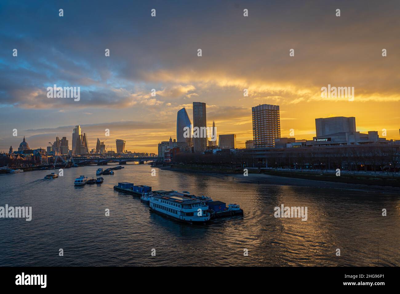 Londra all'alba Foto Stock