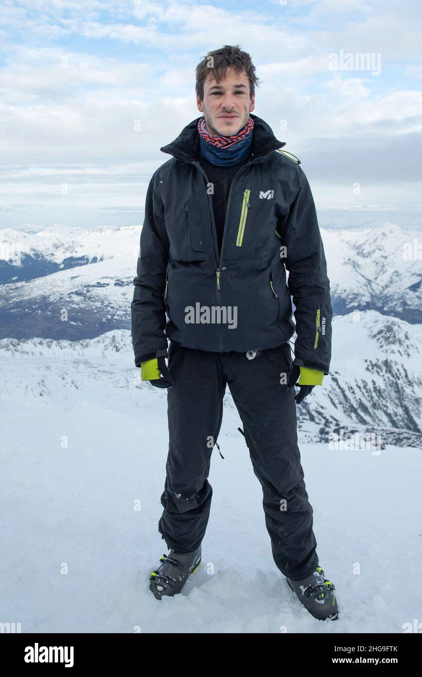 Foto esclusiva del file datata 18 dicembre 2019 di Gaspard Ulliel  partecipando ad una prima colazione sulla cima del Aiguille Rouge, alta  3200m, durante il Festival del film Les Arcs 11th a