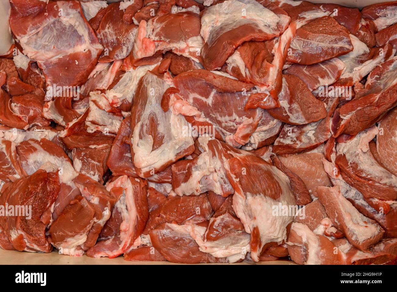 Diversi tipi di ingredienti e salsicce fatte a mano. Foto Stock