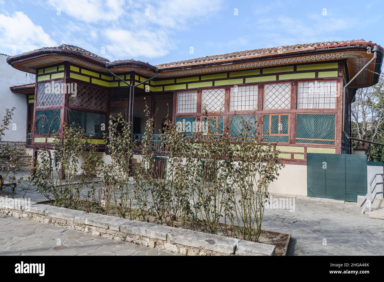 Bakhchisarai, Crimea - 14 marzo 2021: Edificio Harem del Palazzo di Khan a Bakhchysarai Foto Stock