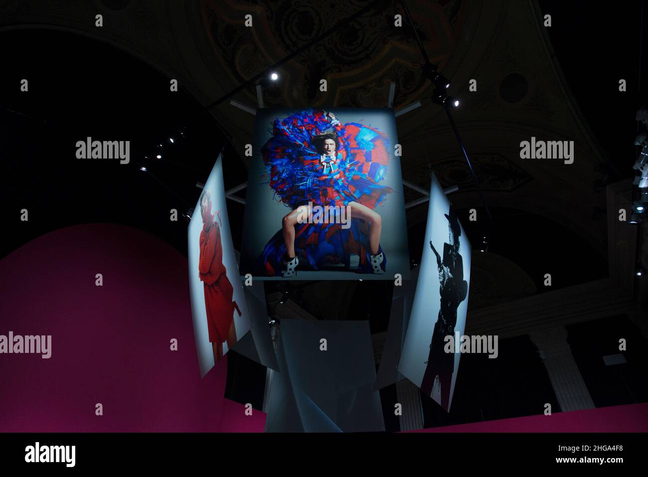 Mostra per celebrare i 100 anni della rivista Vogue a Parigi Foto Stock