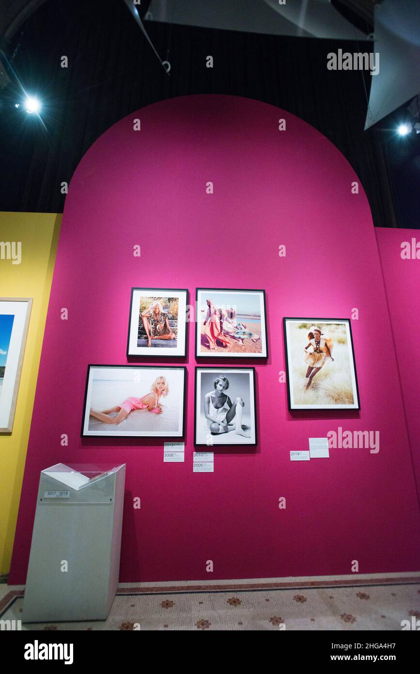 Mostra per celebrare i 100 anni della rivista Vogue a Parigi Foto Stock