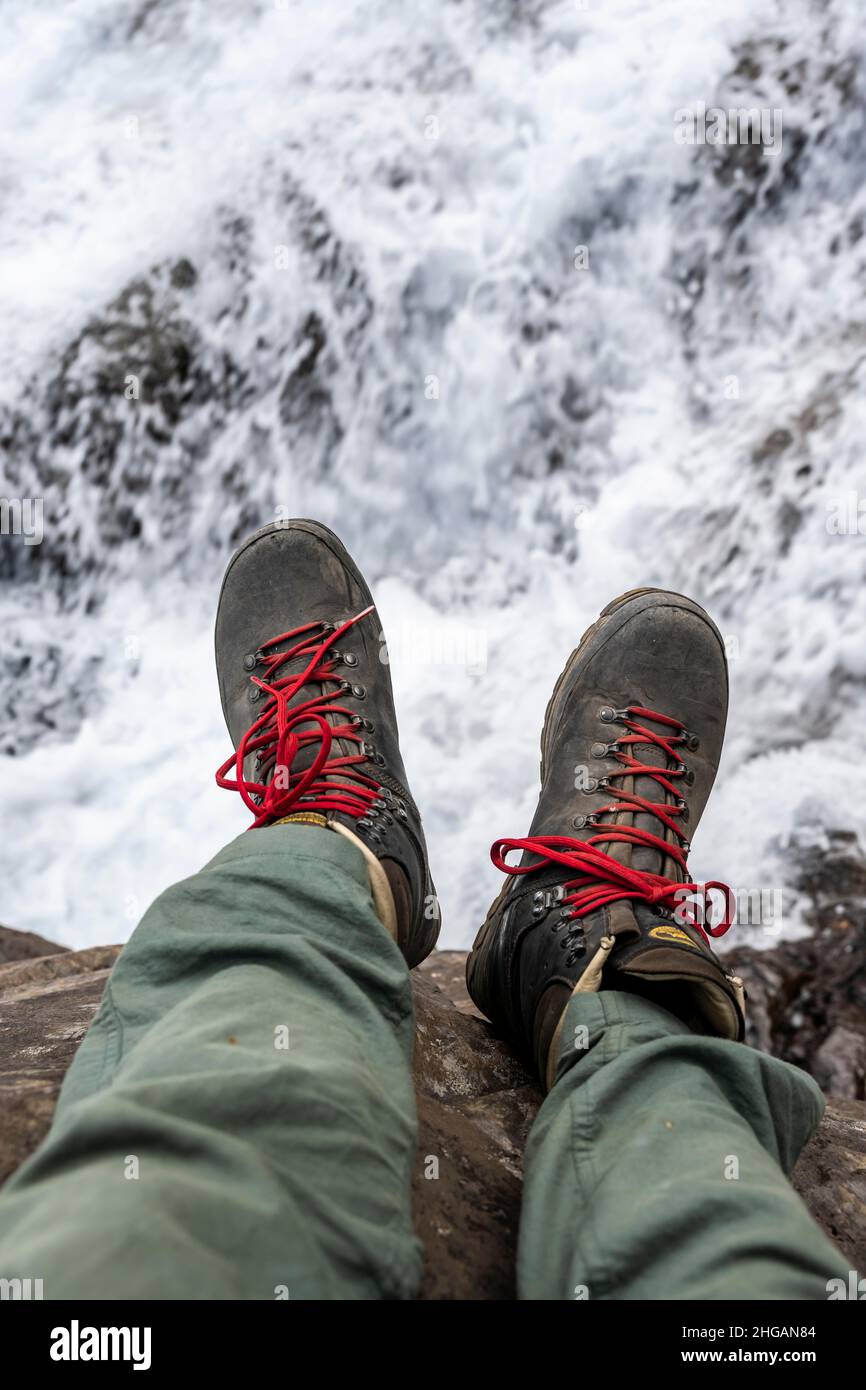 Scarpone da arrampicata immagini e fotografie stock ad alta risoluzione -  Alamy