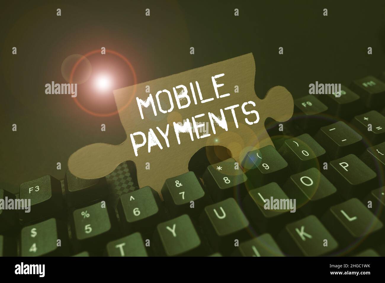 Didascalia di testo che presenta i pagamenti mobili. Transazione finanziaria Business idea elaborata tramite uno smartphone digitando descrizioni di immagini e parole chiave Foto Stock