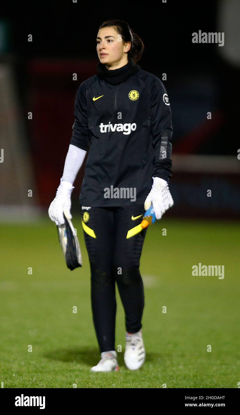 DAGENHAM, INGHILTERRA - GENNAIO 19: Chelsea Women Carly Telford durante il riscaldamento pre-partita durante la finale B del quarto della Coppa della Lega continentale delle Donne fa Foto Stock