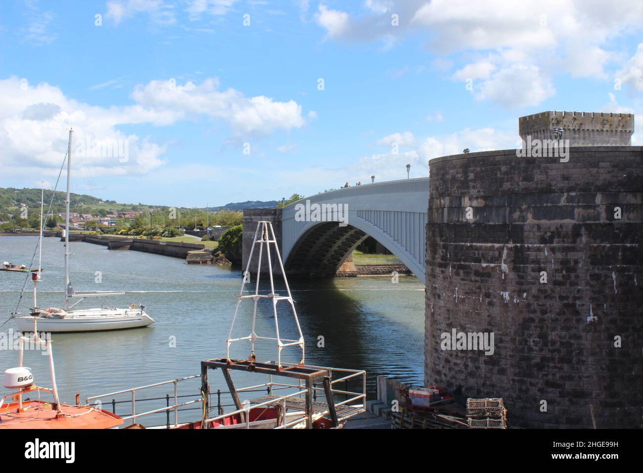 Conwy è una città di mercato e comunità murata nel distretto di Conwy, sulla costa settentrionale del Galles Foto Stock