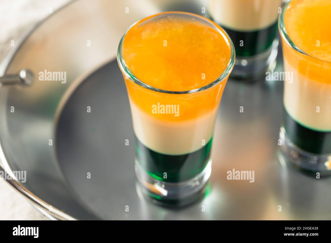 Boozy St Patricks Day Irish Flag Shots Ready to drink Foto Stock