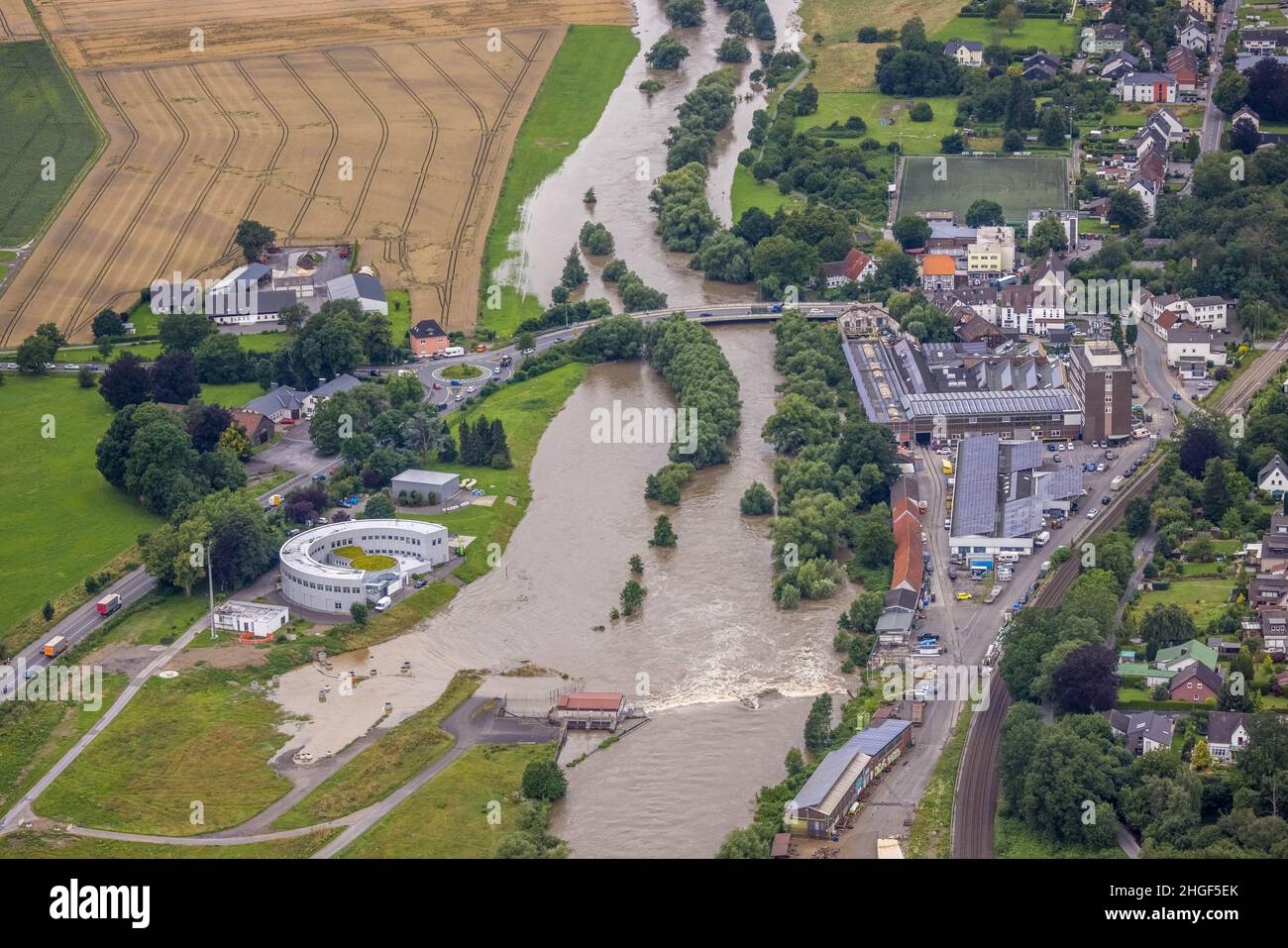 Vista aerea, alluvione della Ruhr, Ardey, Fröndenberg/Ruhr, area della Ruhr, Renania settentrionale-Vestfalia, Germania, DE, Europa, vista degli uccelli, fotografia aerea, antenna p Foto Stock