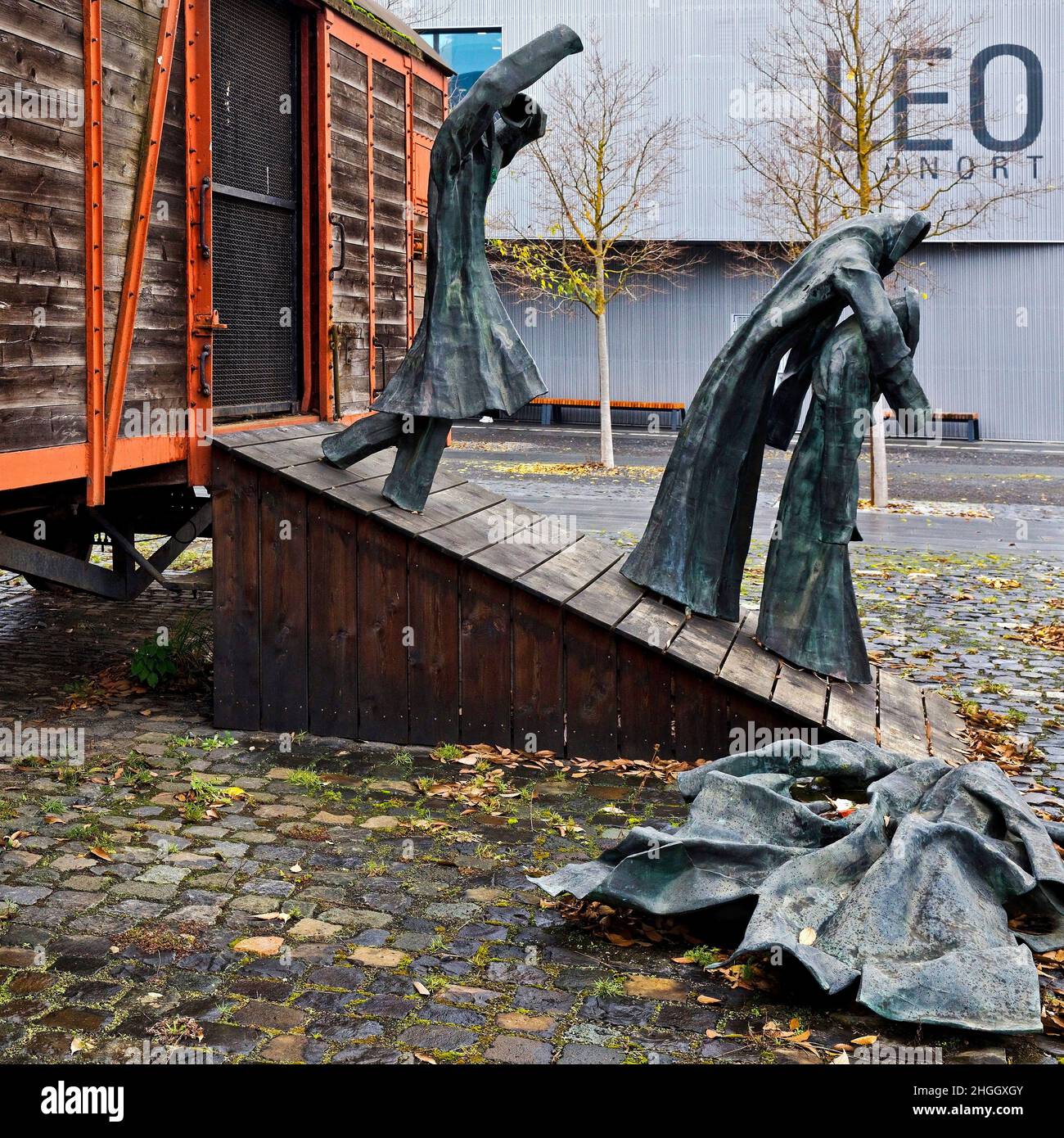 La rampa, monumento contro la deportazione e l'uscita, Germania, Assia, Cassel Foto Stock