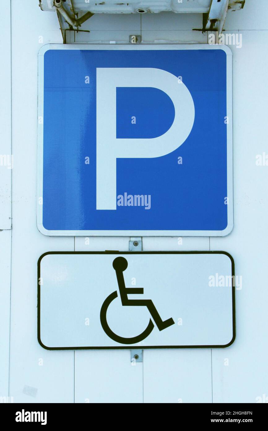 PIXLEMON Cartello In Alluminio 30x20 Cm – PARCHEGGIO Disabili, Segnaletica Chiara E Resistente