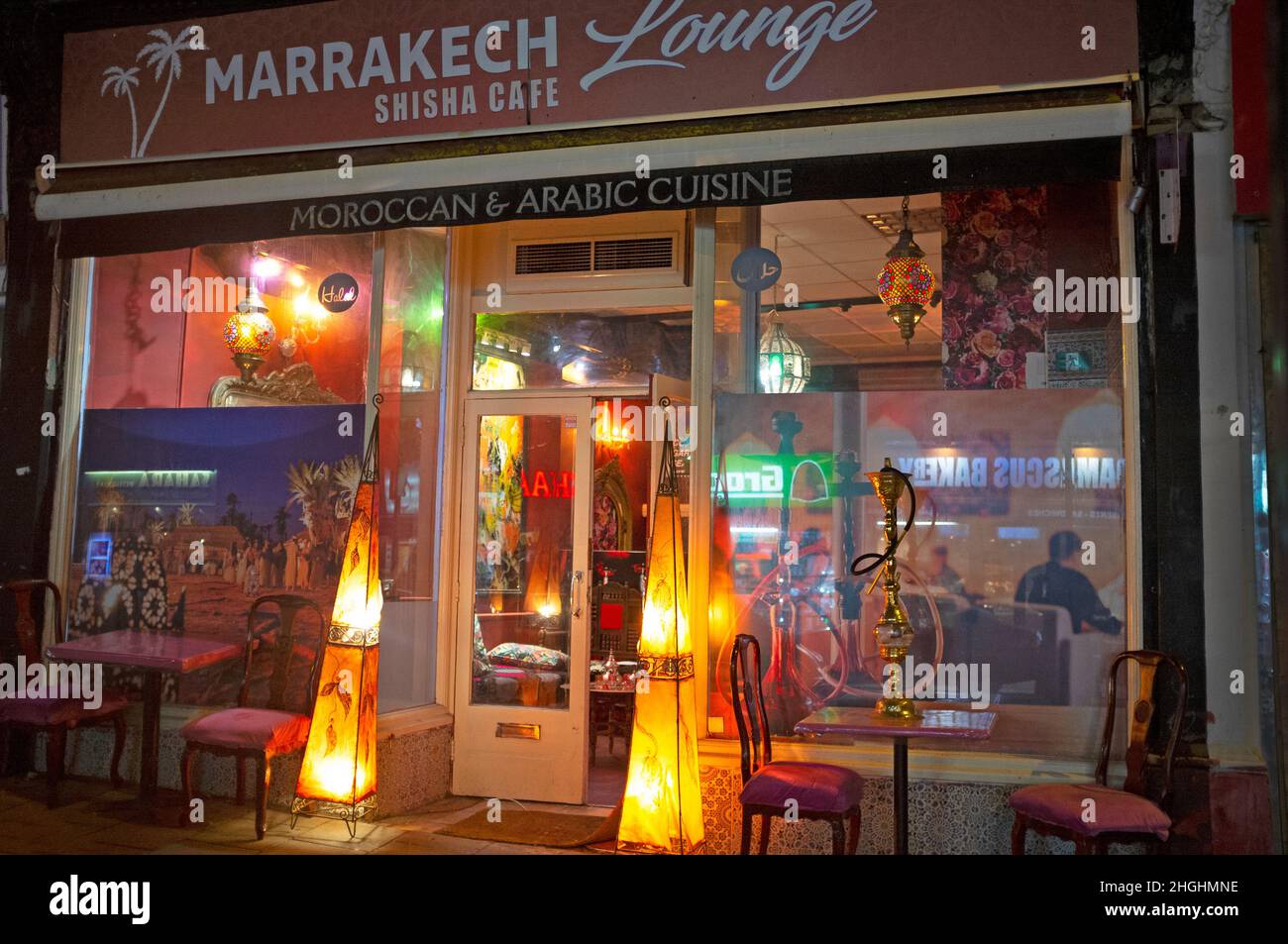 Un ristorante arabo sulla Western Road, Brighton, Inghilterra Foto Stock