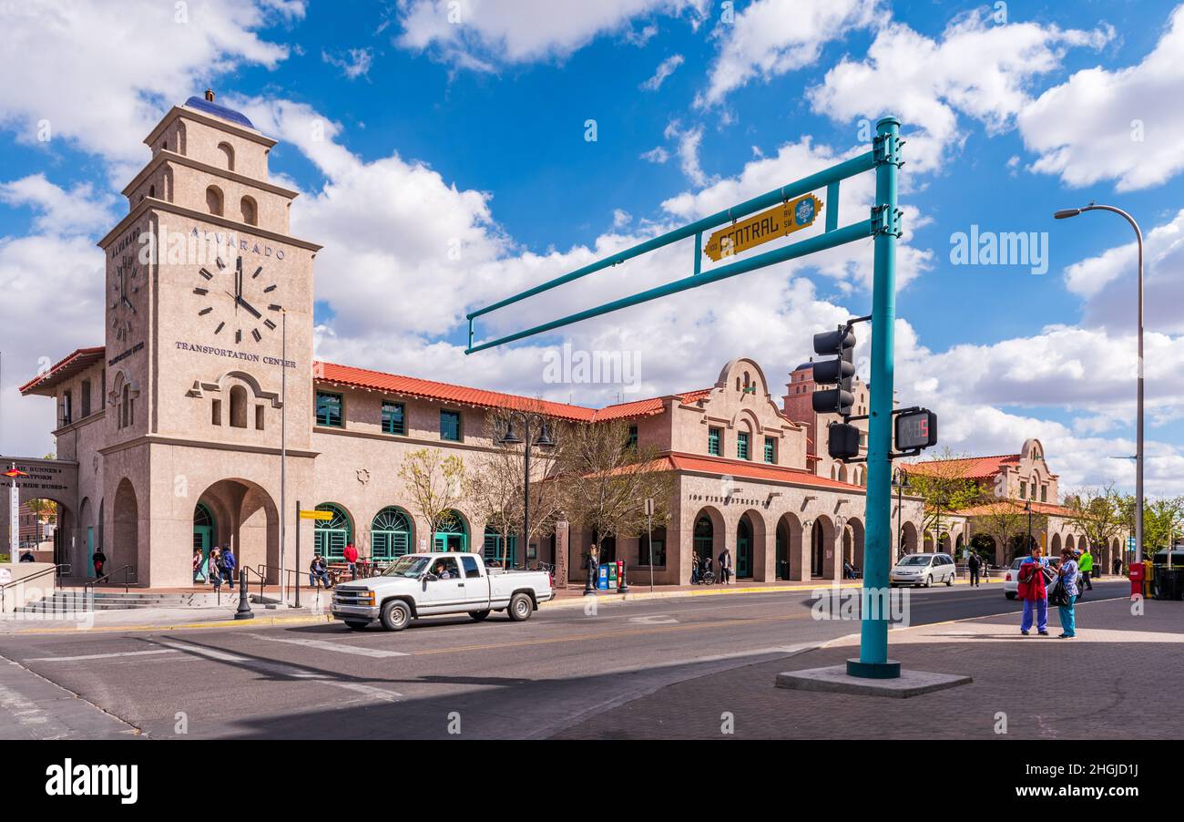 Albuquerque NM - APRILE 1: Facciata esterna dell'Alvarado Transportation Center di Albuquerque. NM il 1 aprile 2016. Foto Stock