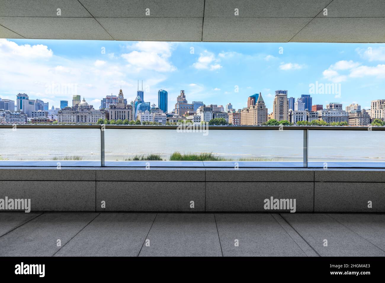 Skyline panoramico e moderni uffici commerciali a Shanghai, Cina. Foto Stock