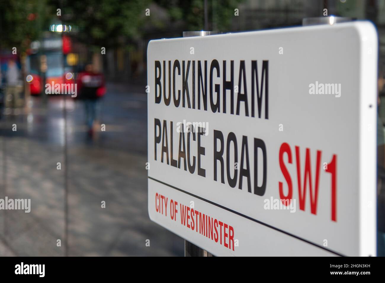 Londra 2020. Segnale per Buckingam Palace Road Foto Stock