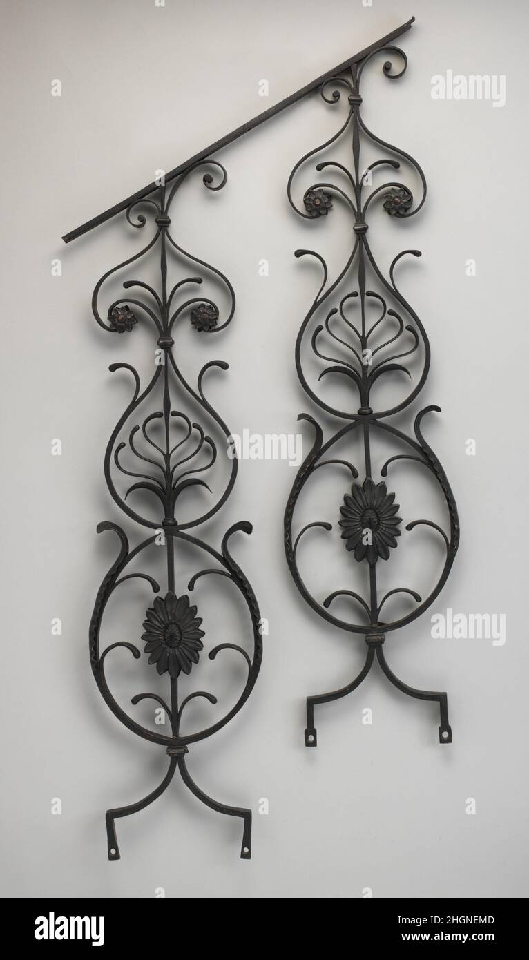 Coppia di balaustre in ferro ca. 1770 britannico. Coppia di balaustre in ferro. Inglese. CA. 1770. Ferro battuto, piombo. Ferro metallurgato Foto Stock