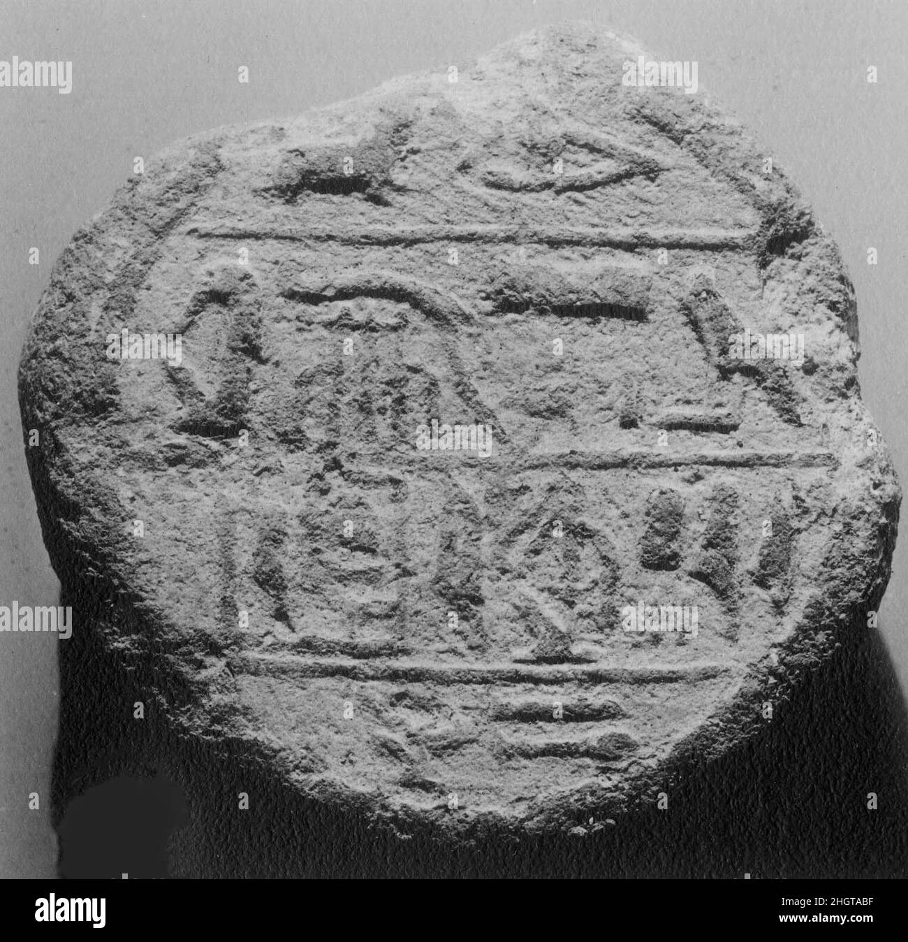 Cono funerario ca. 1550–1295 a.C. nuovo Regno. Cono funerario ca. 1550–1295 A.C. Ceramica. Nuovo Regno. Dall'Egitto, dall'Egitto superiore, da Tebe. Dynasty 18 Foto Stock