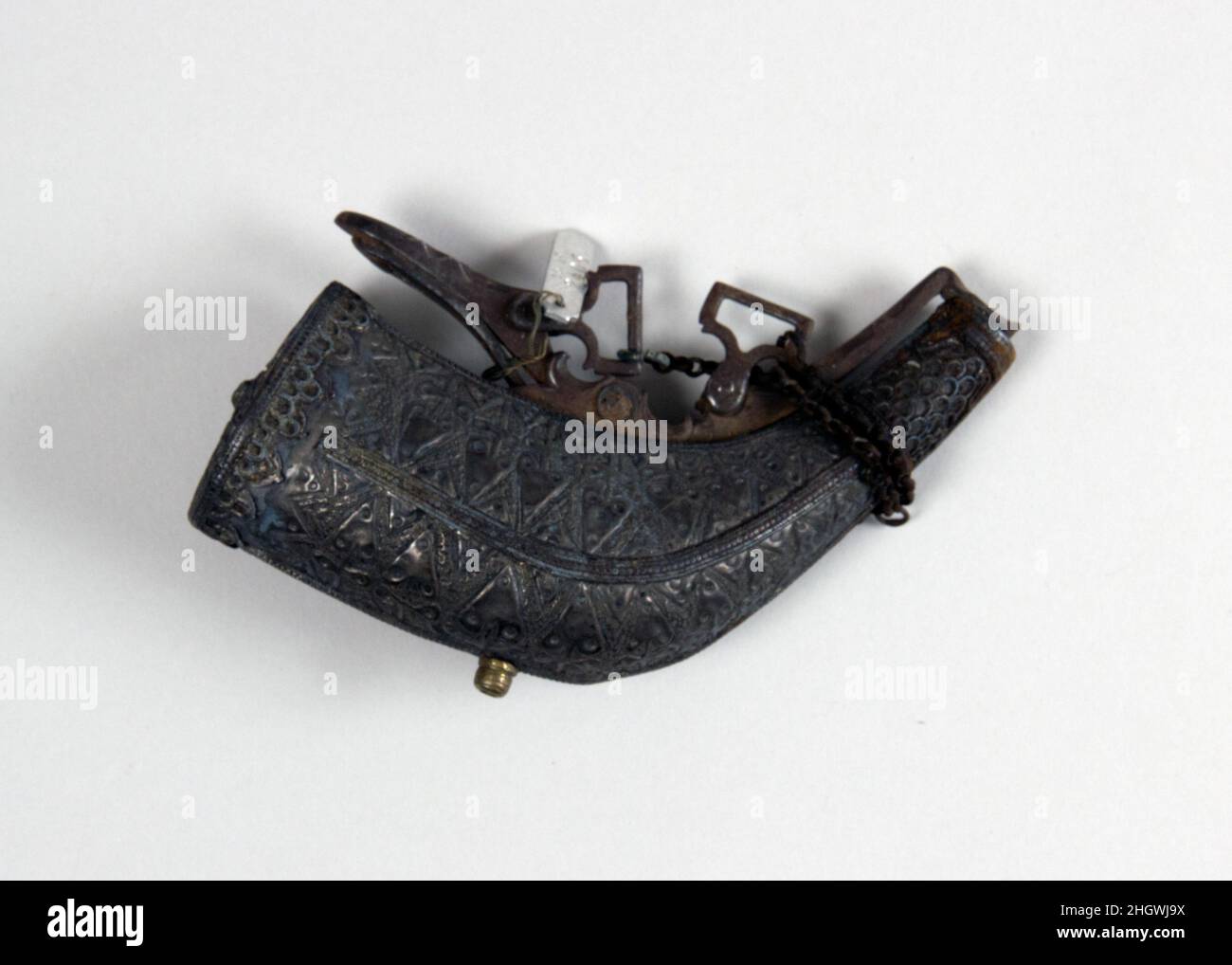 Primer 18th greco secolo. Primer. Greco. 18th secolo. Argento, lega di rame. Accessori per armi da fuoco-fiasche e primer Foto Stock