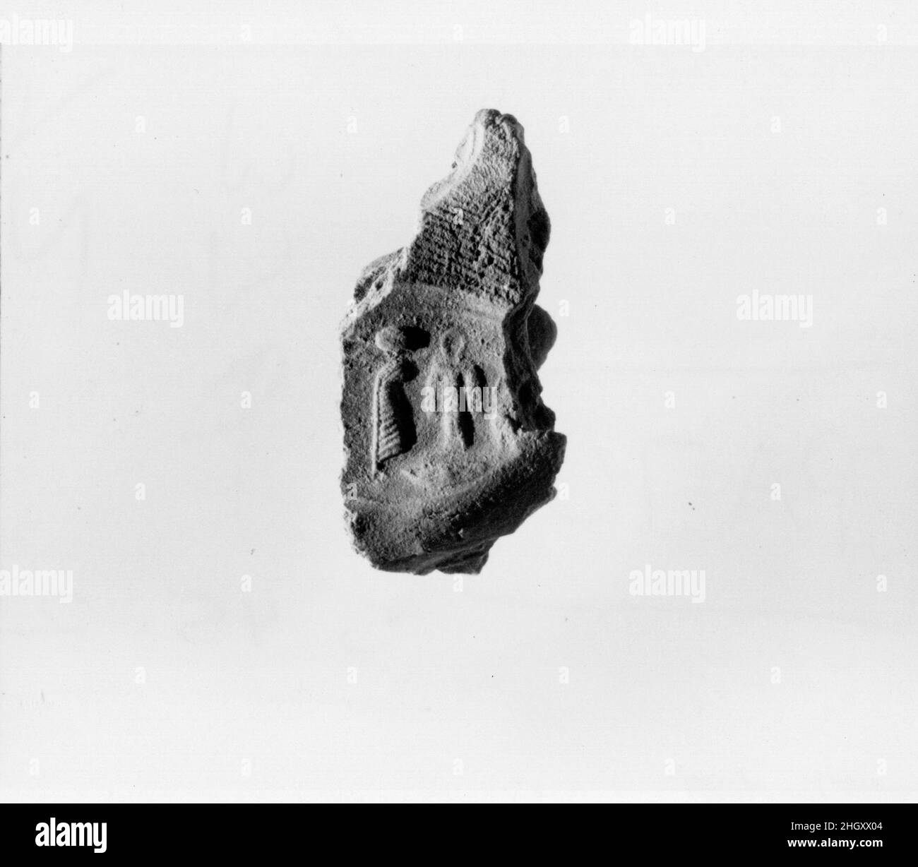 Sigillo del documento con il nome del trono di Amenhotep III ca. 1390–1353 a.C. nuovo Regno. Sigillo del documento con il nome del trono di Amenhotep III ca. 1390–1353 A.C. Fango. Nuovo Regno. Dall'Egitto, dall'Egitto superiore, da Tebe, da Malqata, da Ville Occidentali, West Villa B, scavi MMA, 1910–12. Dynasty 18 Foto Stock