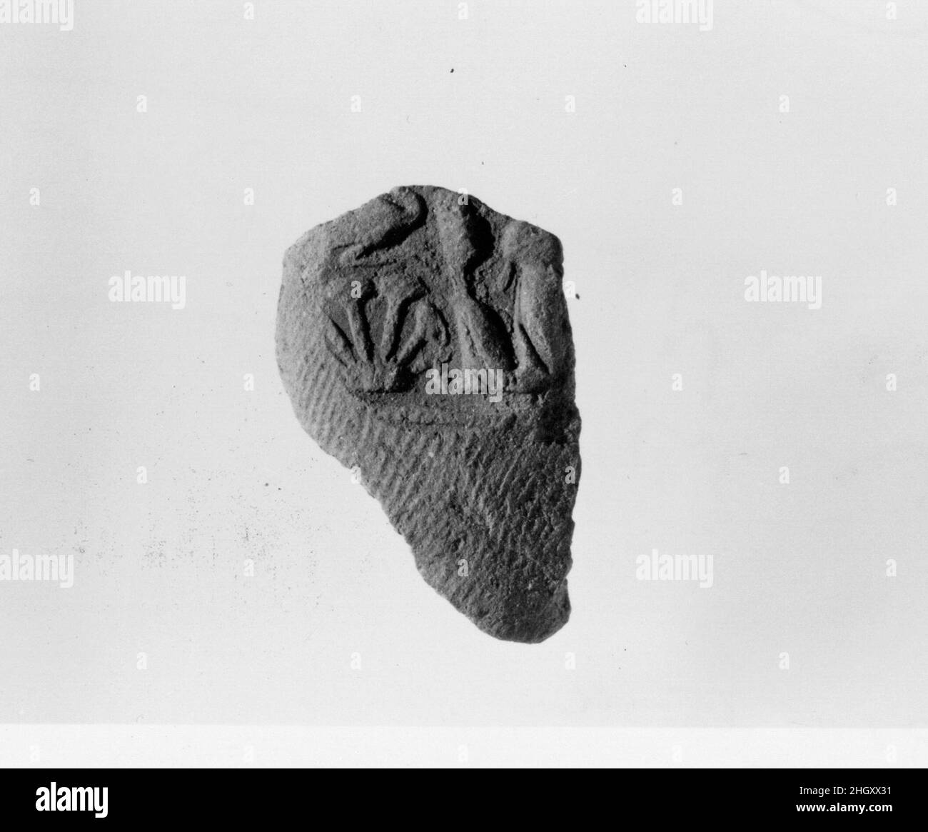 Sigillo del documento con il nome del trono di Amenhotep III ca. 1390–1353 a.C. nuovo Regno. Sigillo del documento con il nome del trono di Amenhotep III ca. 1390–1353 A.C. Fango. Nuovo Regno. Dall'Egitto, dall'Egitto superiore, da Tebe, da Malqata, da Ville Occidentali, West Villa B, scavi MMA, 1910–12. Dynasty 18 Foto Stock