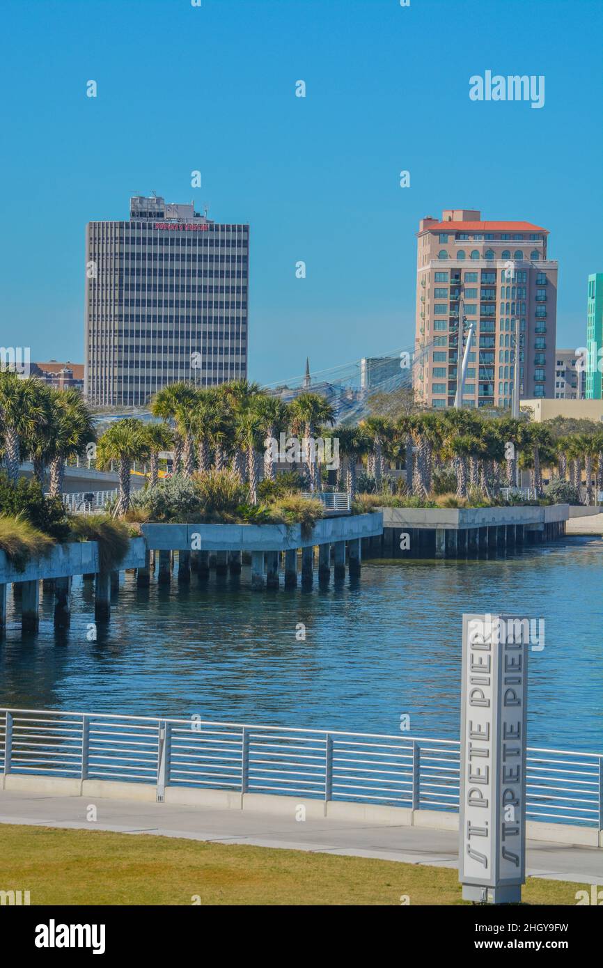 Il nuovo molo di St. Pete sulla baia di Tampa a St. Petersburg, Florida Foto Stock