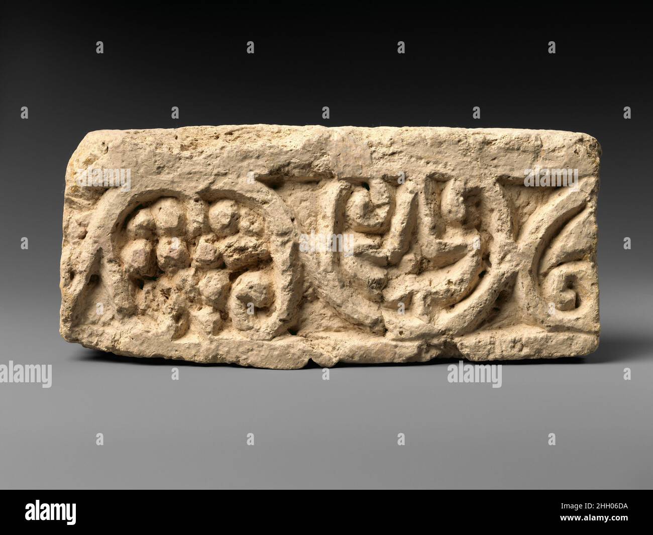 Mattone smaltato ca. 1st–2nd secolo A.D Parthian. Mattoni smaltati. Parthian. CA. 1st–2nd secolo d.C. ceramica, glassa. Parthian. Dalla Mesopotamia, Ctesifone Foto Stock