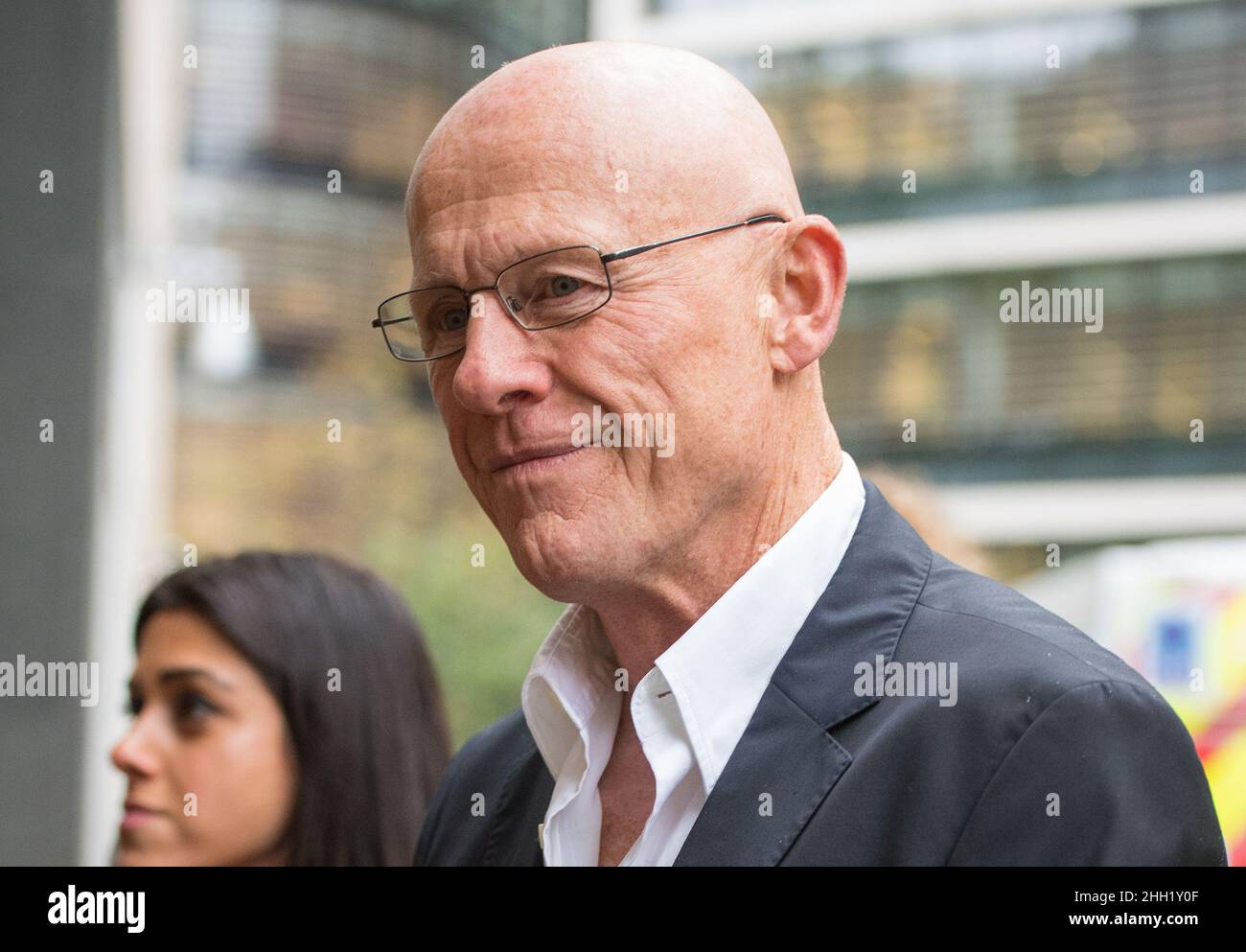 File photo datato 18/08/17 di Phones4u miliardario John Caudwell che ha promesso di evitare schemi fiscali dopo averli utilizzati per costruire il suo impero Phones4U nel 1990s. Data di emissione: Domenica 23 gennaio 2022. Foto Stock