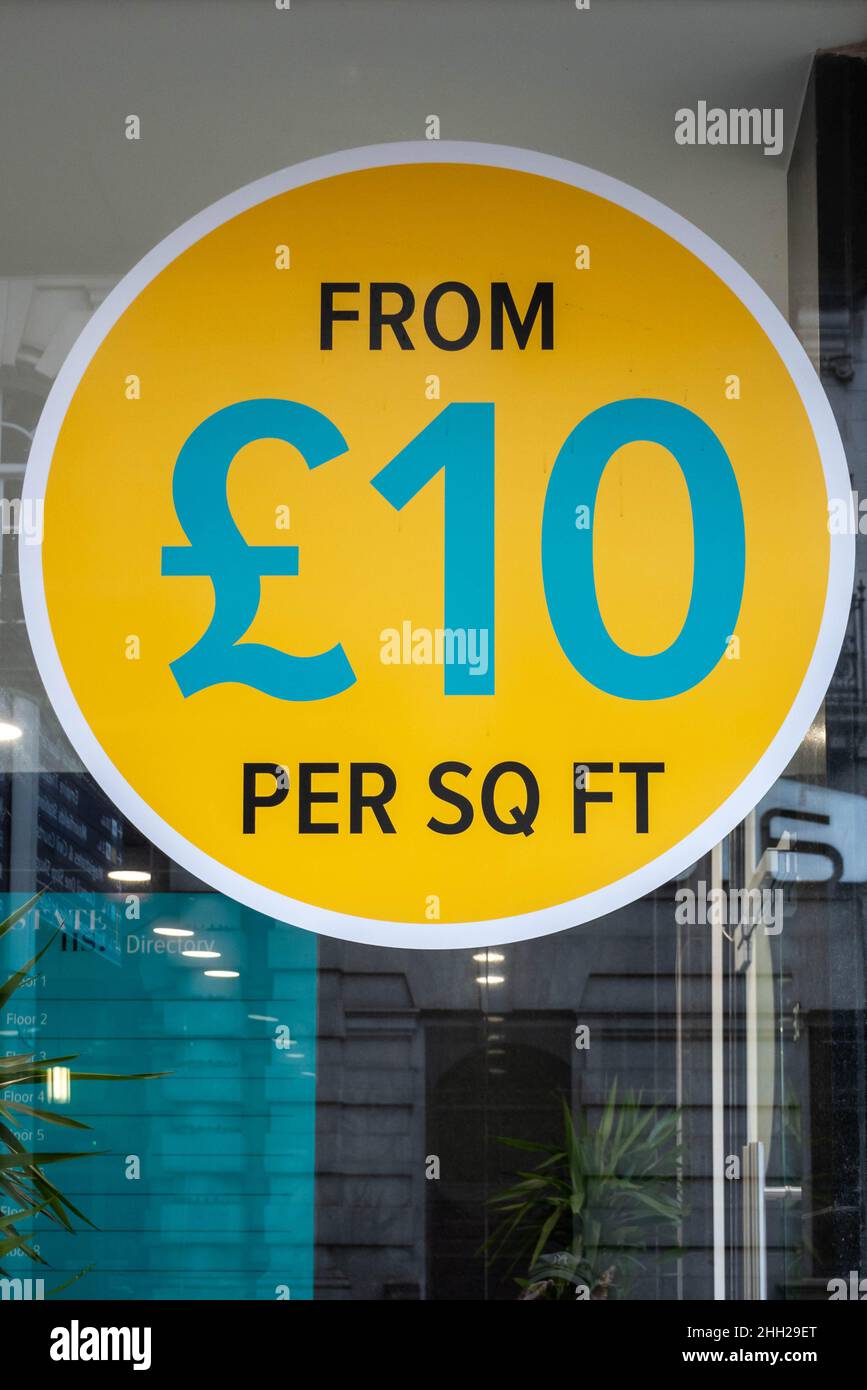 Cartello che offre spazio ufficio a Liverpool Foto Stock