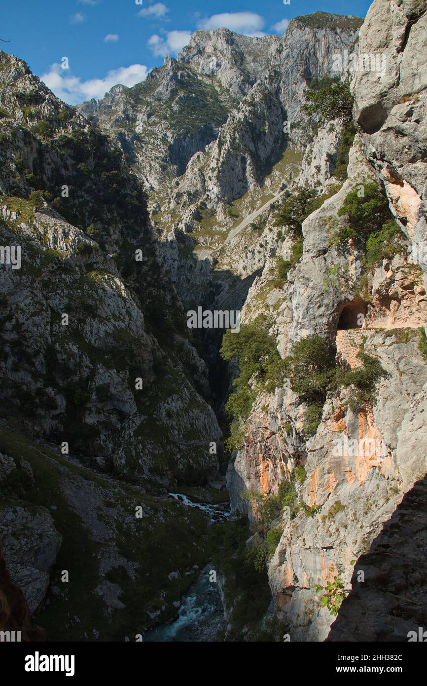 Percorso escursionistico Ruta del Cares da Poncebos a Caino in Picos de Europa in Asturias,Spagna,Europa Foto Stock