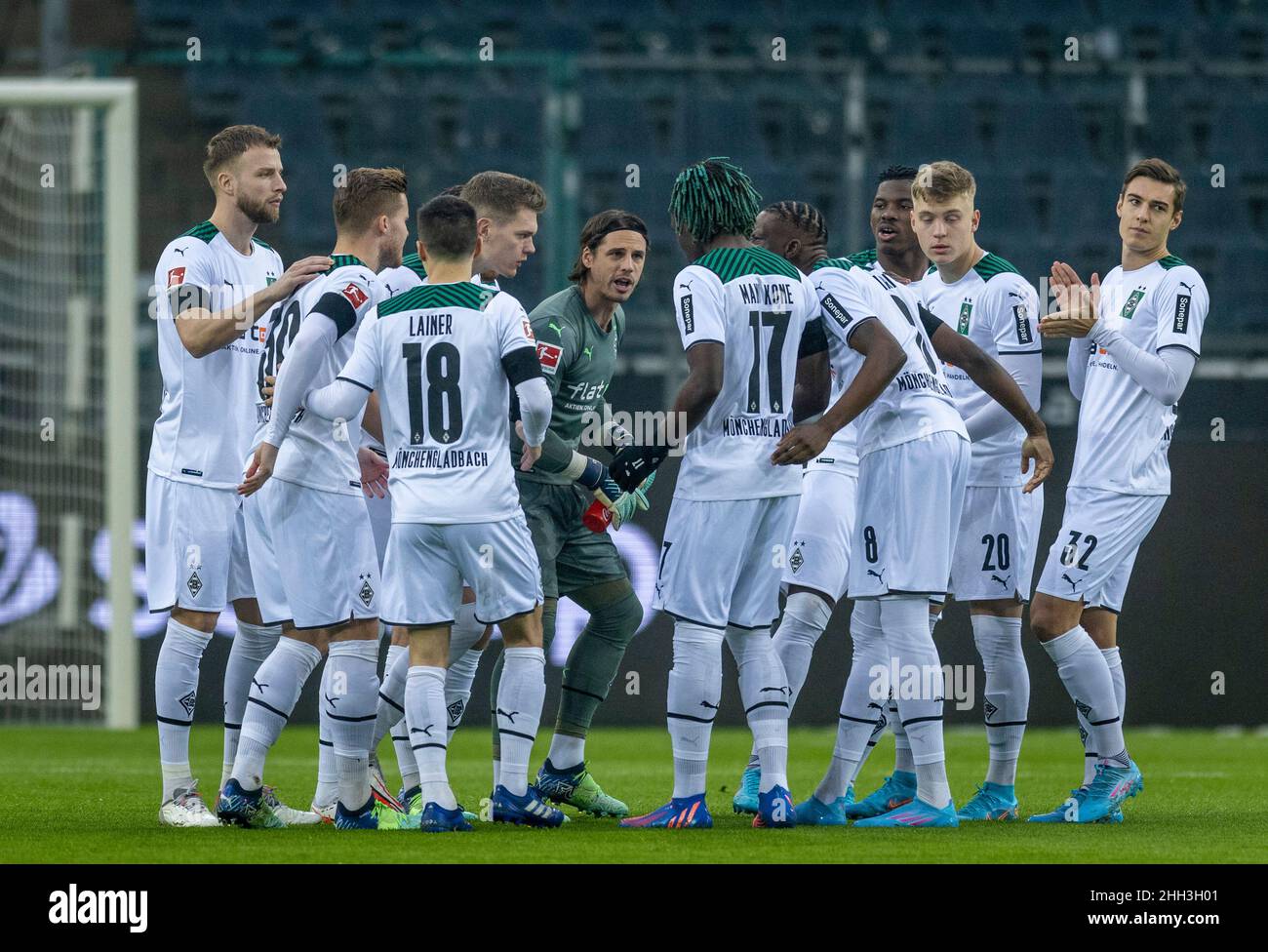 Torwart Yann Sommer (BMG) schwört die Mannschaft ein Borussia Mönchengladbach - Union Berlin 21.01.2022, Fussball; Bundesliga, Saison 2021/22 Foto: Foto Stock