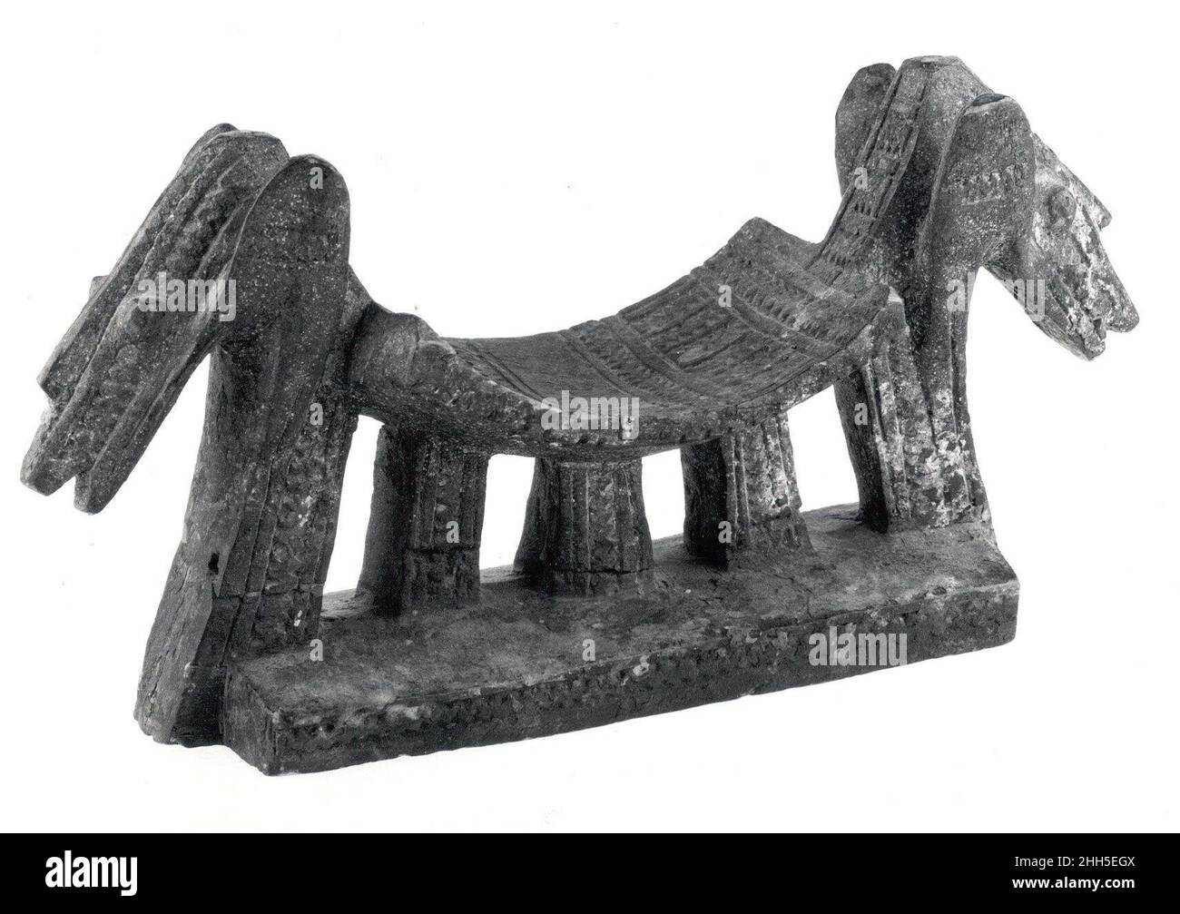 Poggiatesta: Teste zoomorfe 16th–19th popoli Dogon o Tellem del secolo (?). Poggiatesta: Teste zoomorfe 310386 Foto Stock