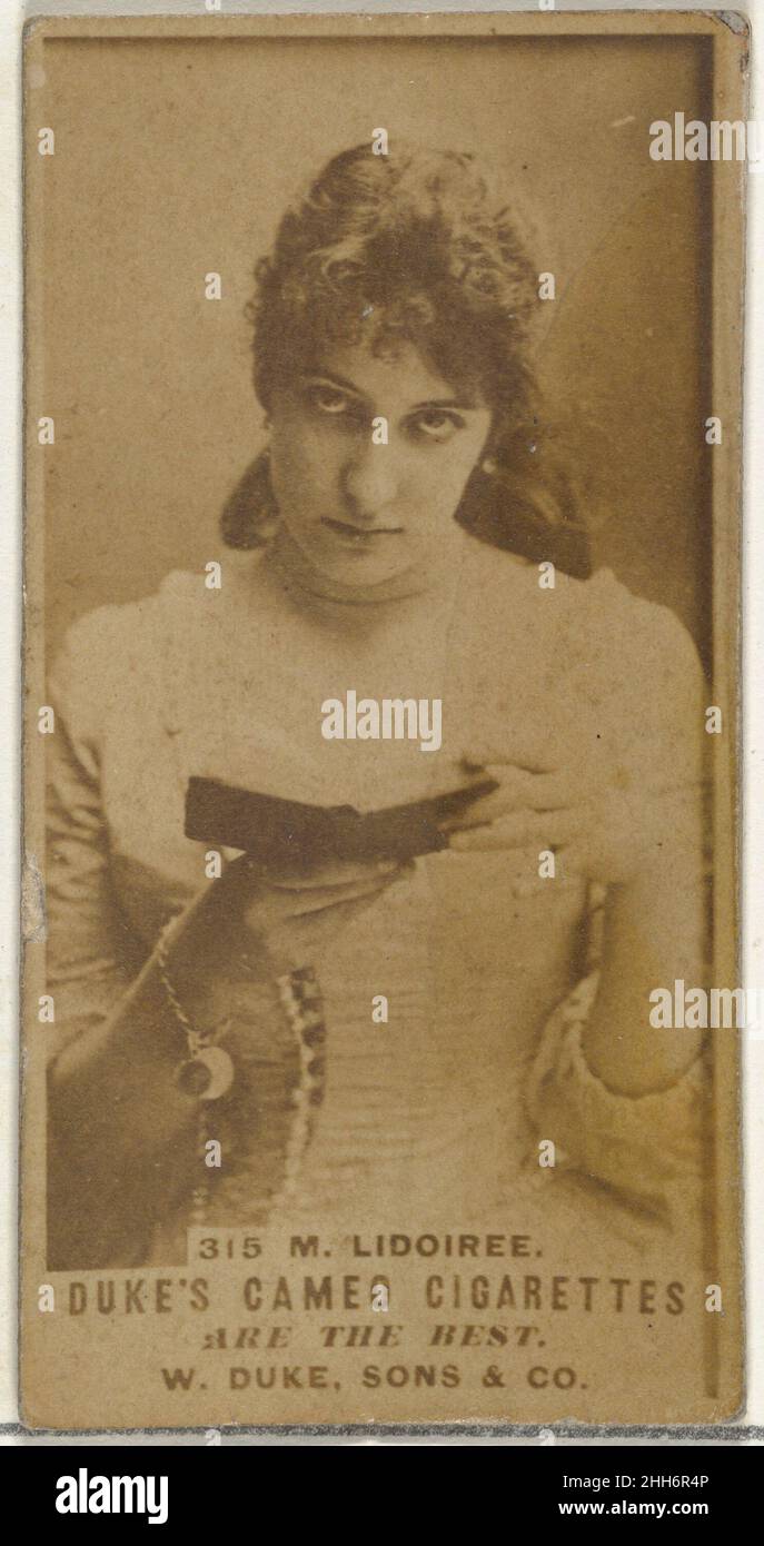 La carta numero 315, M. Lidoiree, della serie Actors and Actors (N145-5) emessa da Duke Sons & Co. Per promuovere le sigarette Cameo 1880s emesse da W. Duke, Sons & Co. Carte commerciali del set 'Actors and Actors' (N145-5), Pubblicato nel 1880s da W. Duke Sons & Co. Per promuovere sigarette Cameo. Ci sono otto sottogruppi della serie N145. Vari sottogruppi sport diversi carte disegni e anche promuovere diverse marche di tabacco rappresentate da W. Duke Sons & Company. Questa scheda è del quinto set secondario, N145-5. Si noti che i nomi degli attori sono scritti in modo diverso sulle carte in tutto il set e non sono indipendenti Foto Stock
