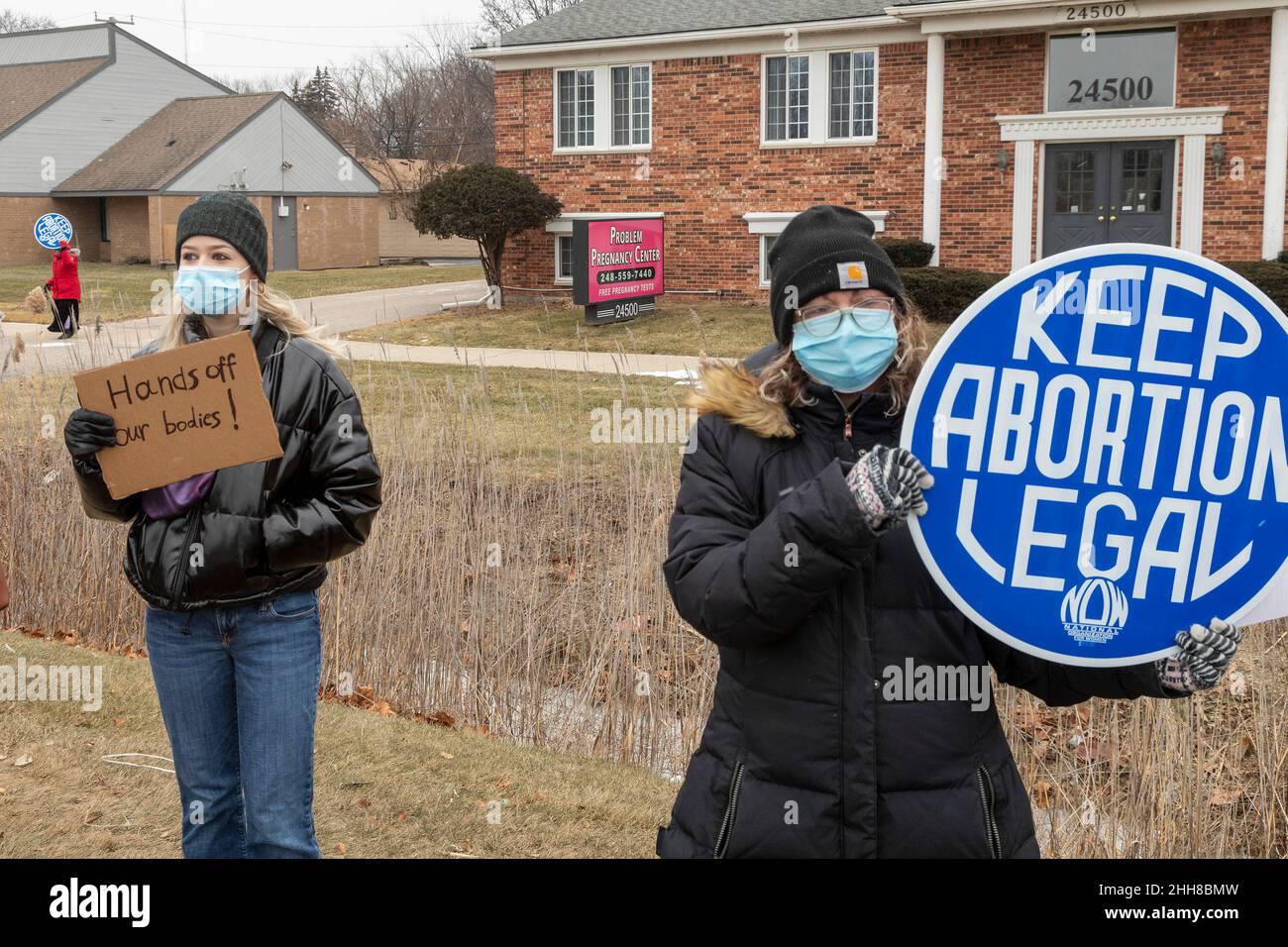 Southfield, Michigan - gli attivisti per i diritti di aborto picchiano il problema del centro di gravidanza, che hanno detto era una 'clinica phony' con un agend anti-aborto Foto Stock