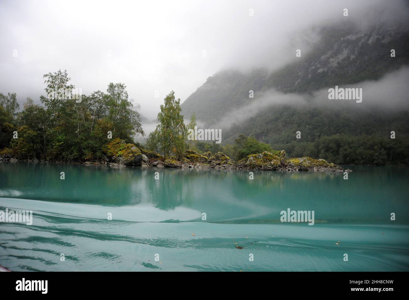 Lovatnet / Lago di Loen. Foto Stock