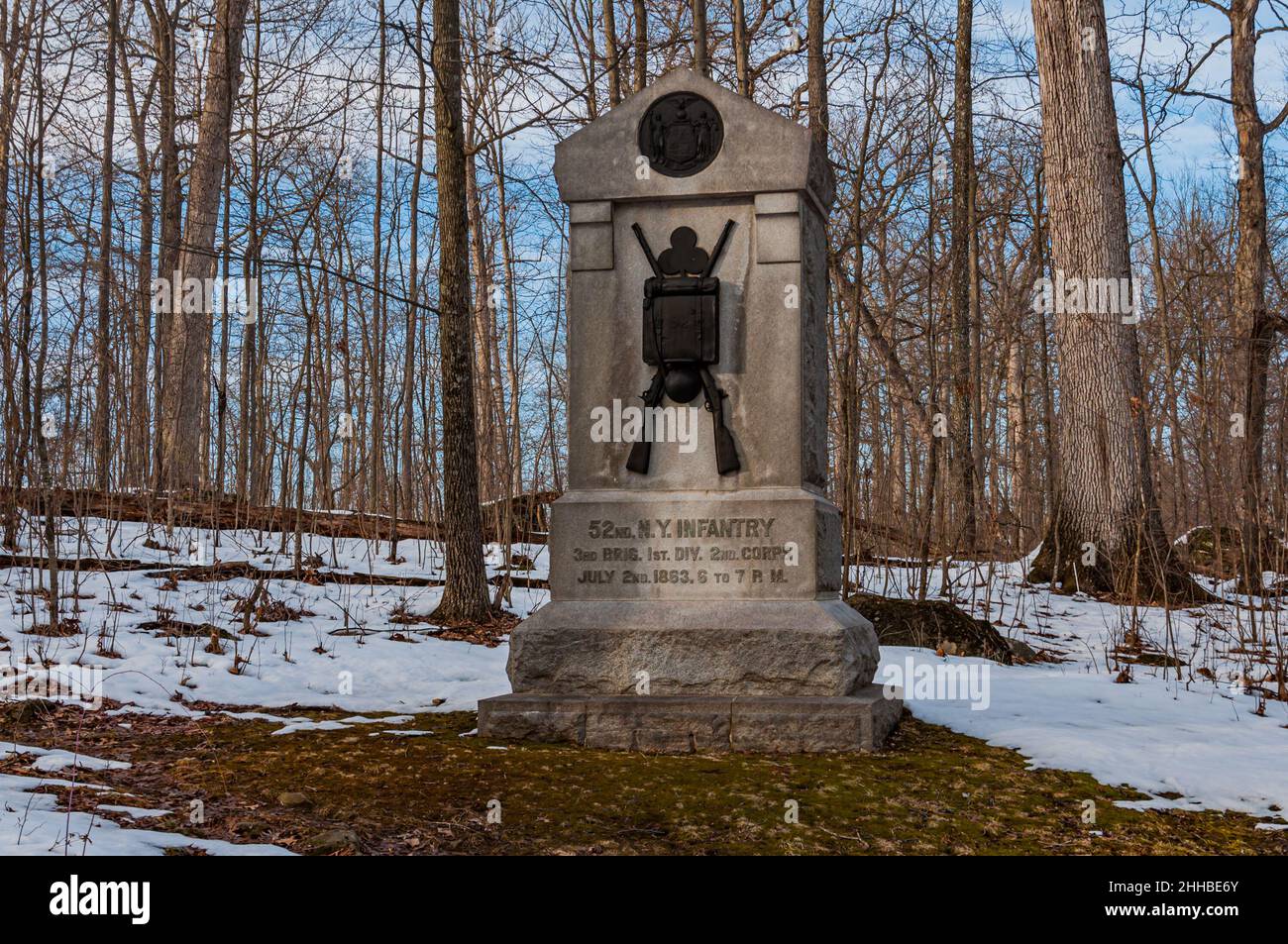 Foto del 52nd New York Volunteer Fanttry Regiment Monument in Winter, Gettysburg National Military Park, Pennsylvania USA Foto Stock