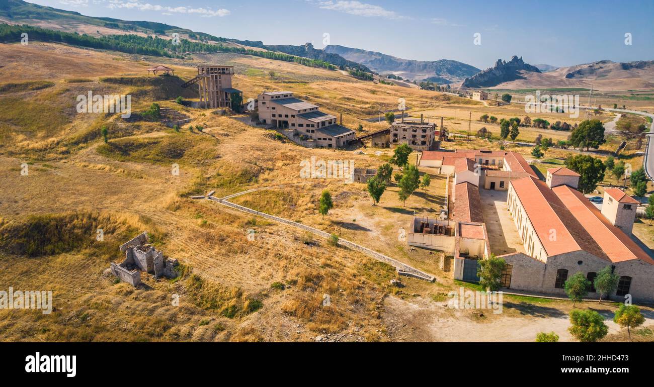 'Trabia - Tallaria' Miniere di zolfo antico nei pressi di Riesi e Sommatino, Provincia di Caltanissetta, Sicilia, Italia, Europa Foto Stock