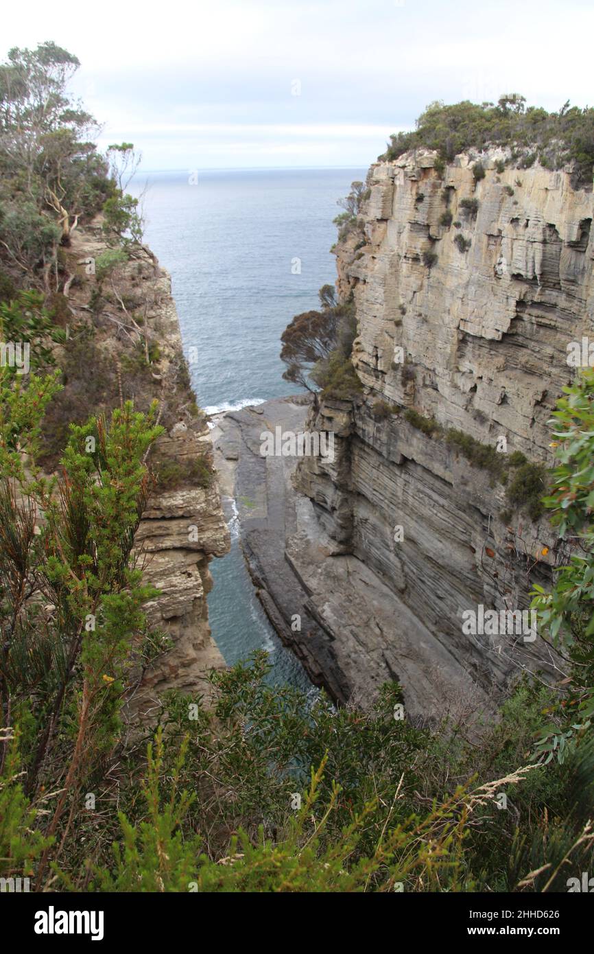 Devils Kitchen in Tasman National Park Tasmania, Australia Foto Stock