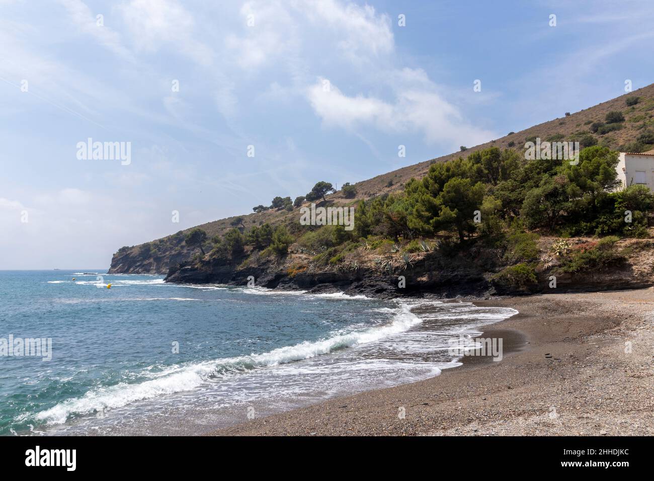 insenatura deserta in rose una giornata estiva soleggiata Foto Stock